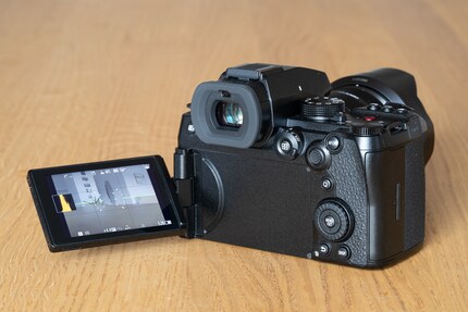 The display can be folded out and rotated.