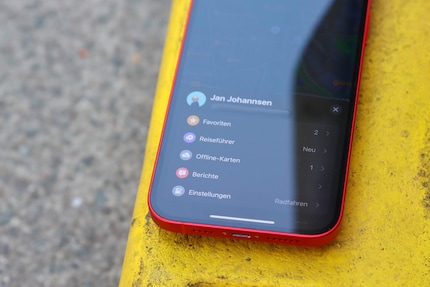 Dopo aver cliccato sull'immagine del profilo, puoi selezionare le cosiddette «Mappe non in linea»