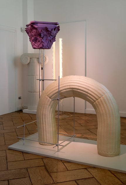 The artist and designer Sergio Roger lives in Barcelona.