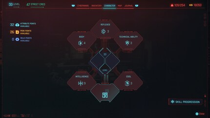 En plus des attributs bien connus comme «Intelligence», «Body» et «Cool», il y a aussi un nouvel arbre de compétences «Relic». Celui-ci vous permet d'améliorer votre implant mortel.