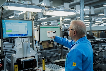 Die Produktion in Ungarn startet mit dem Nokia XR21.