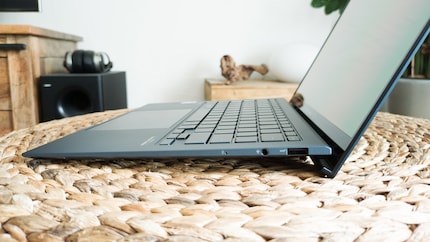 Tastiera inclinata, jack da 3,5 mm e USB 3.2 Gen 2 di tipo A.