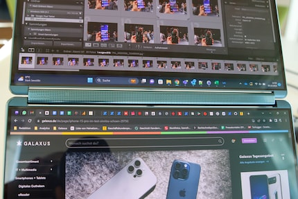 Lenovo hat den Lautsprecher zwischen den Displays platziert.