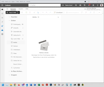 In una finestra autonoma di Chrome, Outlook.com appare come una normale applicazione. Le applicazioni di Office a sinistra e a destra del logo di Outlook sono normali versioni offline. Outlook si integra perfettamente.