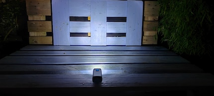 Et pour comparer, la même lampe au minimum, soit 50 lumens. 