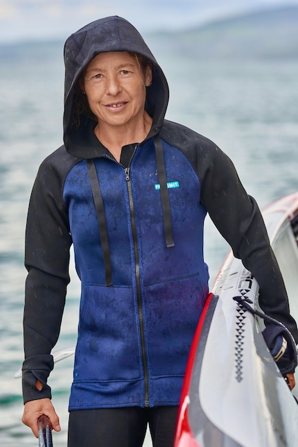 Mi tiene caldo anche dopo la pagaiata: la felpa in neoprene di Prolimit.