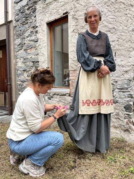 Ursina Schmid in azione sul set di «Jakobs Ross».