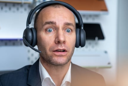 Les formes arrondies dominent sur le Zone Wireless 2 de Logitech.