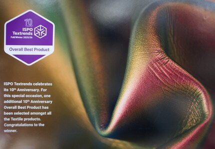 Il materiale, che combina fascino visivo e proprietà utili, ha vinto il Textrends Award.