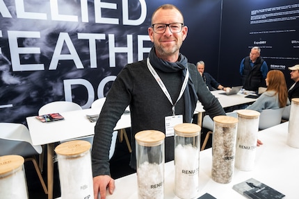 Scott Kaier di Allied Feather + Down all'ISPO di Monaco.
