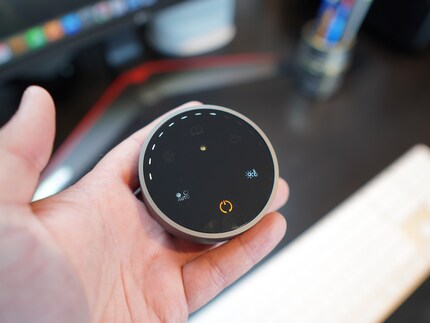 The remote control is handy, but the touch screen isn’t precise.