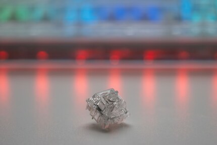 L'anonimo interruttore KTT è completamente trasparente.