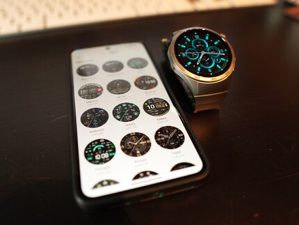 De grote, zeer wilde selectie wijzerplaten. Je moet zoeken naar de smaakvolle exemplaren.