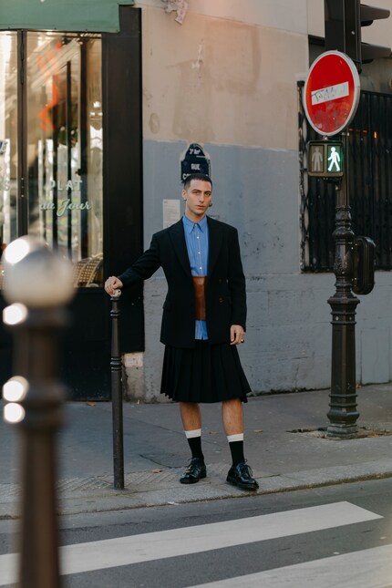 La gonna midi in stile casual chic...