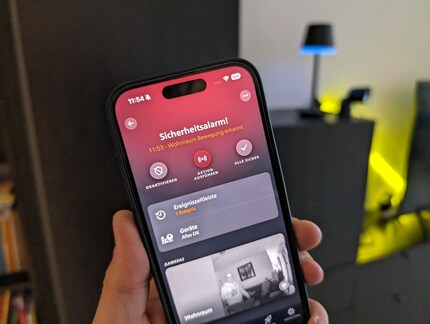En cas d’alarme, vous recevez une notification et pouvez déclencher une action.
