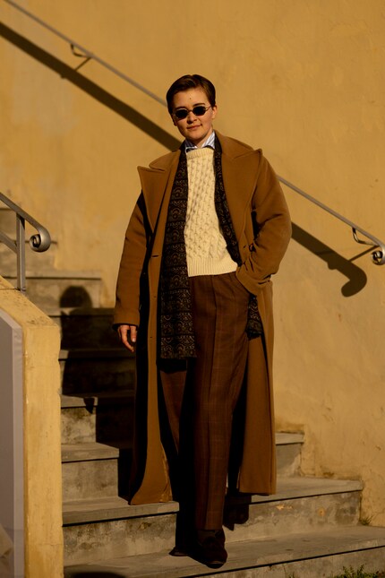 Grandpacore von Kopf bis Fuss.