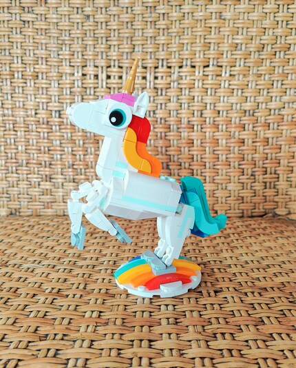 Zoe’s Lego unicorn looking all lovely.