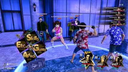 Le système de combat met l’accent sur le travail d’équipe et les attaques combinées.