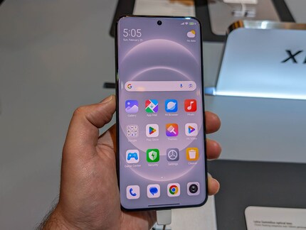 HyperOS is on board, but visually the differences in the user interface are minor.