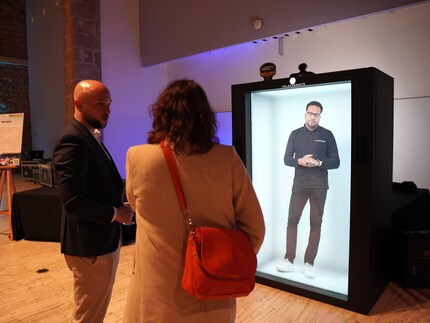 À Barcelone, en direct depuis son bureau des Pays-Bas.
