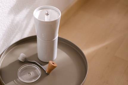 Ici aussi, la poignée et le couvercle ne sont pas d'accord.