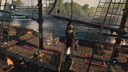 Dans «Assassin's Creed : Black Flag», je peux me balancer sur la corde jusqu'au navire adverse et me lancer dans la mêlée.