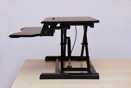 Optisch hätte der Stehtisch-Aufsatz noch Luft nach oben.