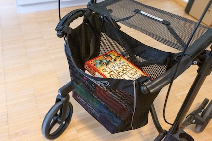 Grazie a Harry Potter, il mio deambulatore è più stabile.