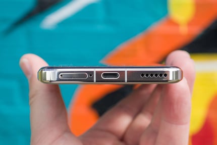 You can charge the Honor Magic6 Pro wirelessly or via a USB-C port.