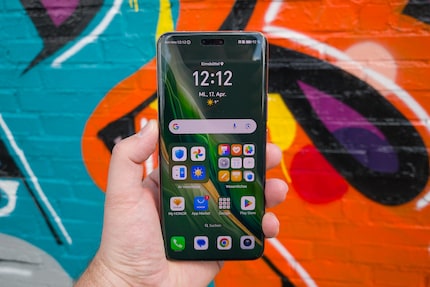 The display is also easy to see when the sun’s shining