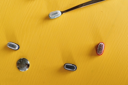 Un vero e proprio eye-catcher: lo spazzolino Berninox è perfetto per chi ama il design minimalista.
