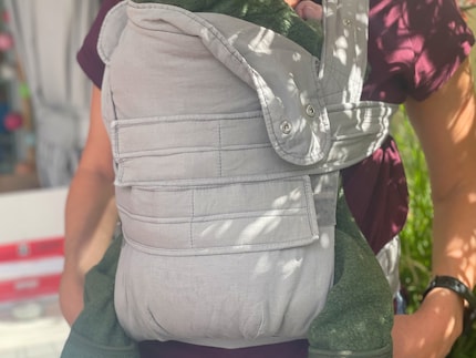 Tanto velcro ha anche un piccolo svantaggio: non si può aprire senza fare troppo rumore.