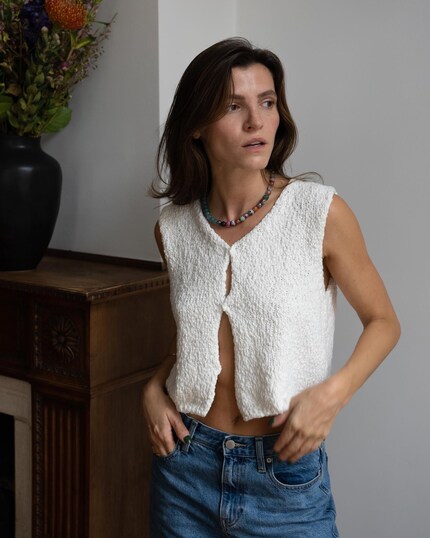 Ha lo stesso principio, ma è molto più entusiasmante di una canottiera bianca.