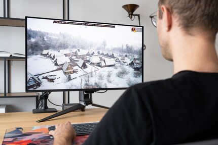 A 32-inch diagonal in a 16:9 format is perfect for builder games like Manor Lords.