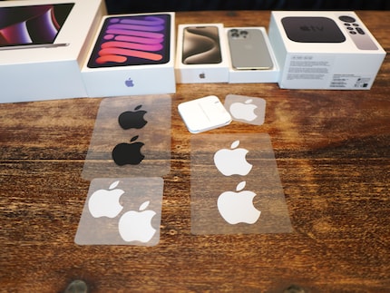 Ich habe noch jede Menge unberührte Aufkleber in meinen Schachteln gefunden