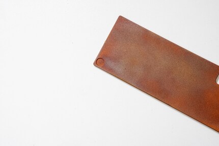 Pour une raison quelconque, la pièce s'est assombrie après avoir été peinte.