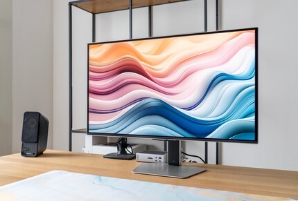 Pour un moniteur gaming, l’Odyssey OLED G8 est plutôt élégant, mais il manque de stabilité.
