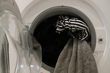 Si le lave-linge est surchargé, cela a des conséquences à long terme.