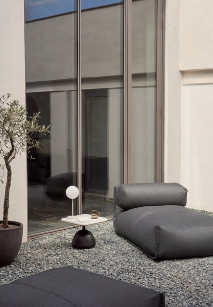 The spherical shape creates uniform, cosy lighting.