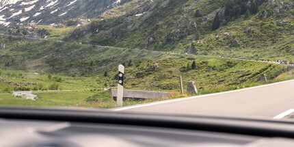 Der lange Anstieg zum Gotthardpass.