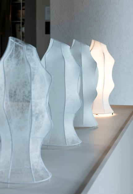 Die Inspiration für die Form stammt aus der Natur und ähnelt einer Schmetterlingspuppe.