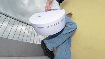 Wenn der unterste Behälter von «Doppelnull» voll ist, wird er zur Sammelstelle gebracht – ohne Fäkalkontakt.