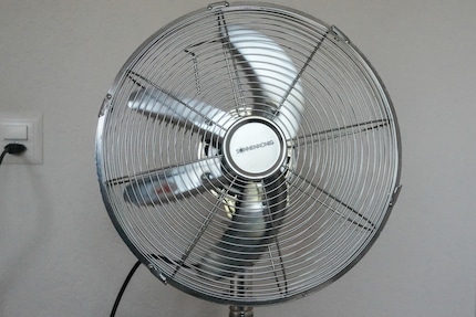Effetto otturatore rotante sulla Sony ZV-E10 Mark II.