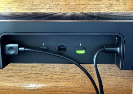 Die Rückseite deutet auf Bluetooth-Unterstützung hin.