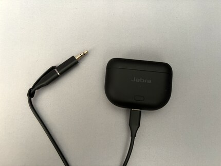 Le boîtier fait office de transmetteur Bluetooth.