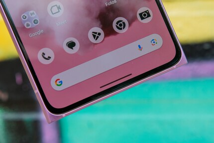 Er staan monochrome app-icoontjes op het beginscherm.