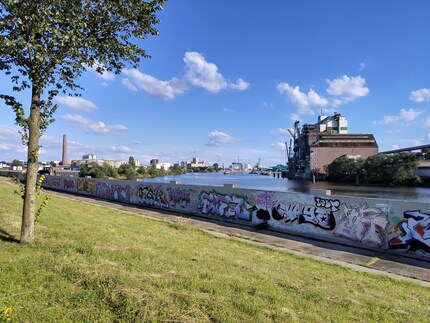 De ultra-groothoekcamera biedt betere kleuren.