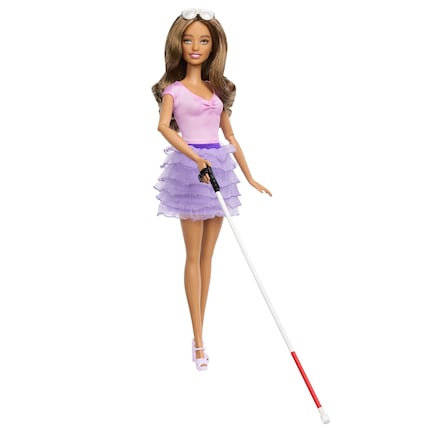 Die blinde Barbie mit Stock und Sonnenbrille.