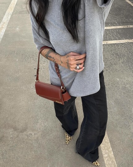 Decolleté leo a punta come highlight cool.