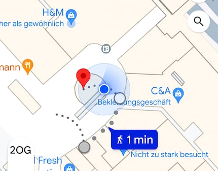 Das ist wohl ein schlechter Scherz?! Der Tracker soll in der Unterwäscheabteilung für Frauen sein.